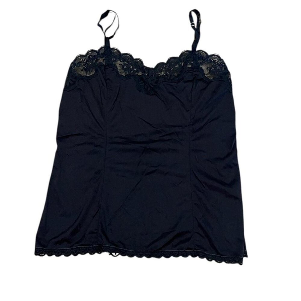 simple black lace cami with a soft vintage feel